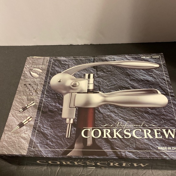 costco Dining Professional Wine Bottle Corkscrew Kit Foil Cutter